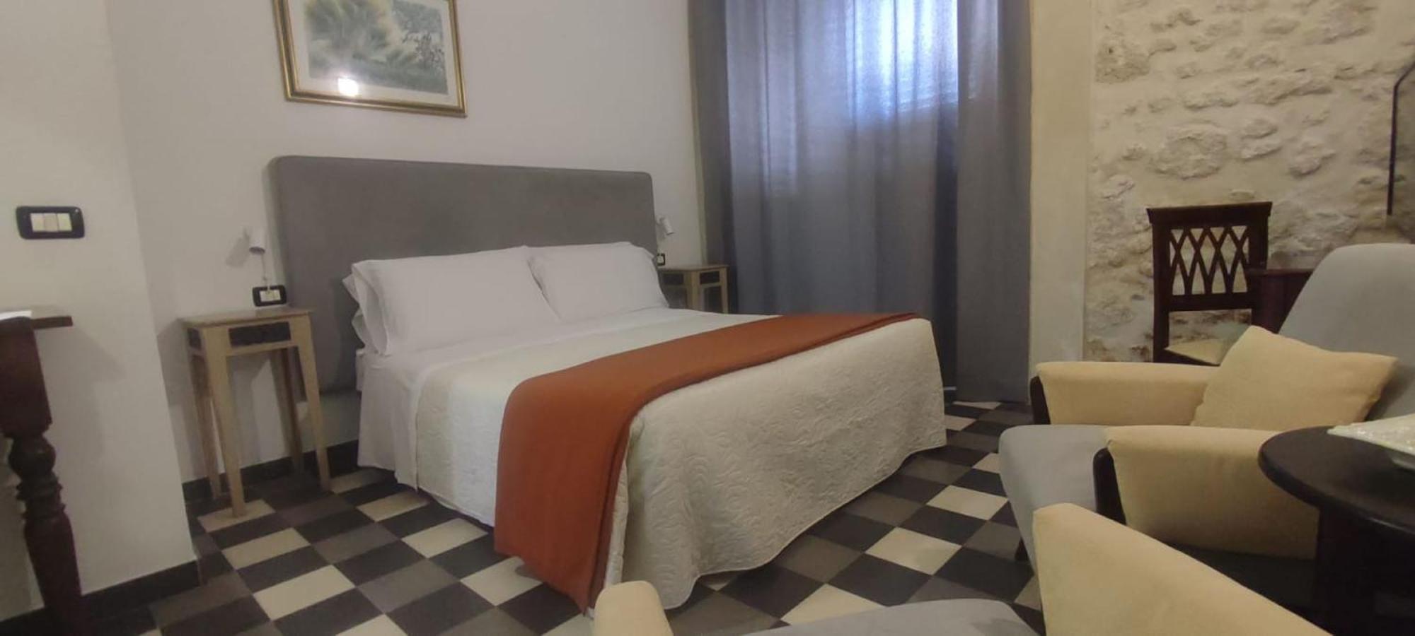 Lakkios Charming Suites And Rooms Syracuse Ngoại thất bức ảnh