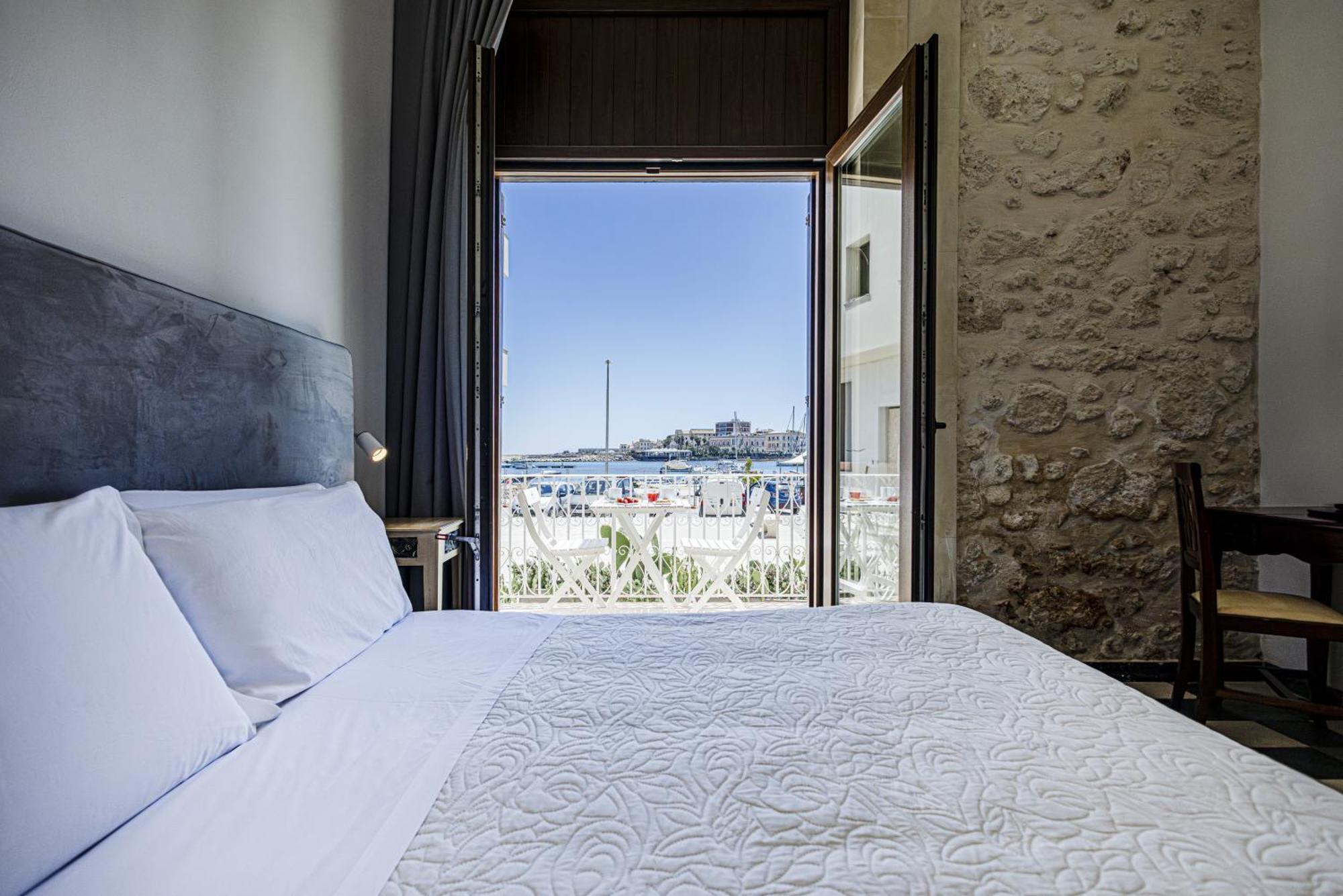 Lakkios Charming Suites And Rooms Syracuse Ngoại thất bức ảnh