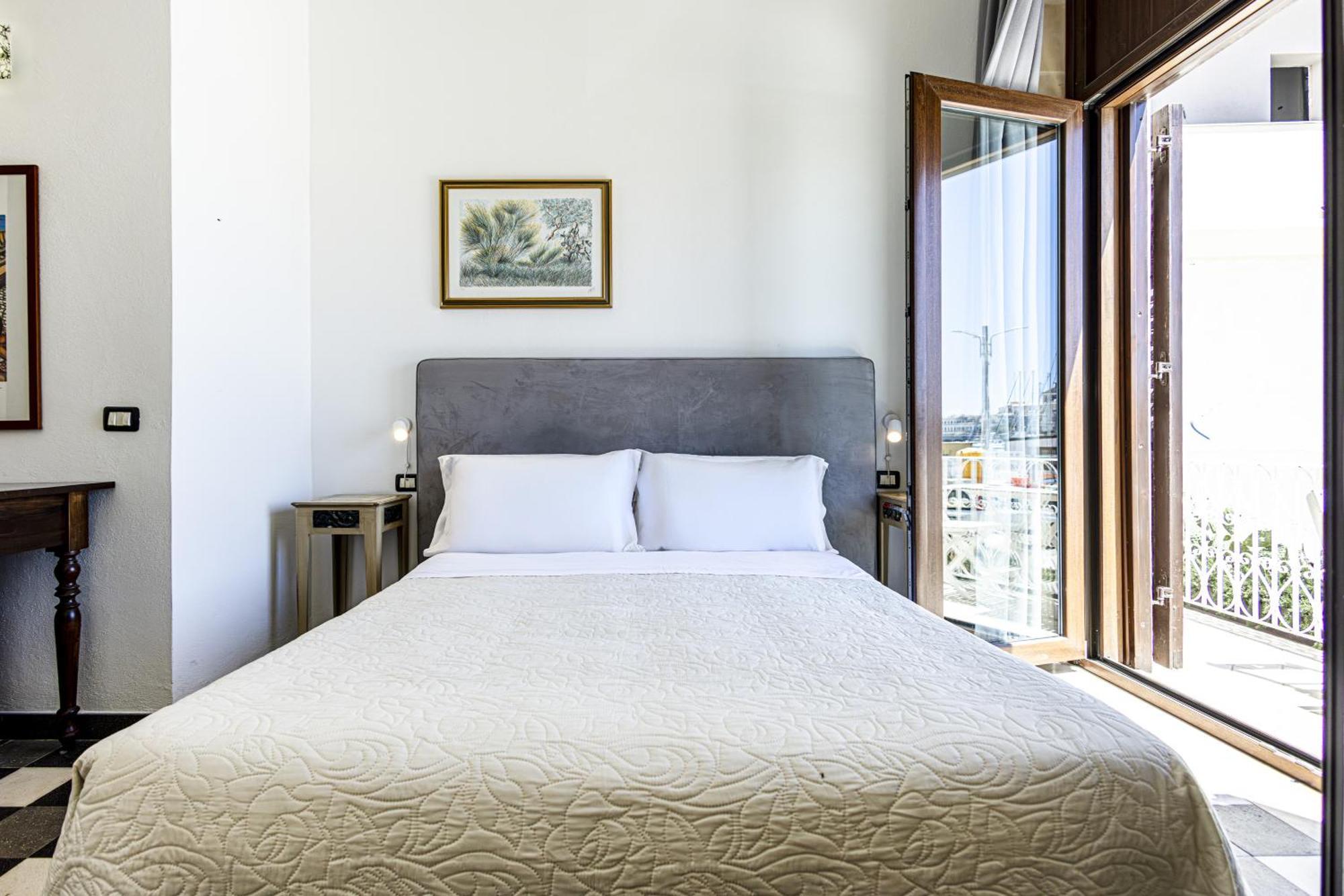 Lakkios Charming Suites And Rooms Syracuse Ngoại thất bức ảnh