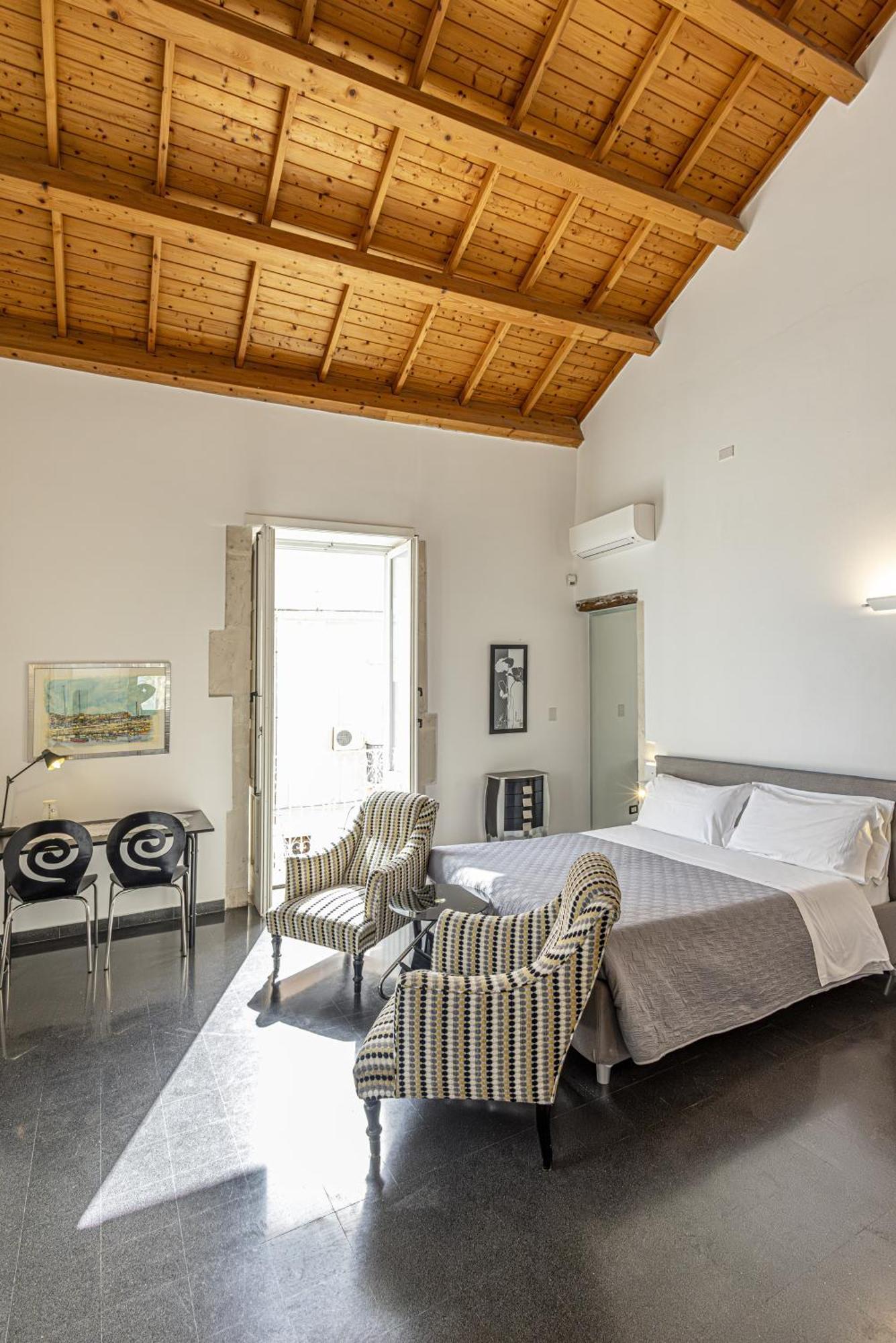 Lakkios Charming Suites And Rooms Syracuse Ngoại thất bức ảnh